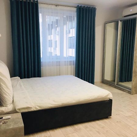 Apartment Edelweiss Oezjhorod Buitenkant foto