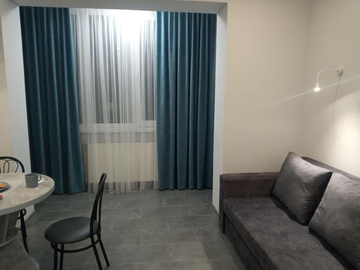 Apartment Edelweiss Oezjhorod Buitenkant foto