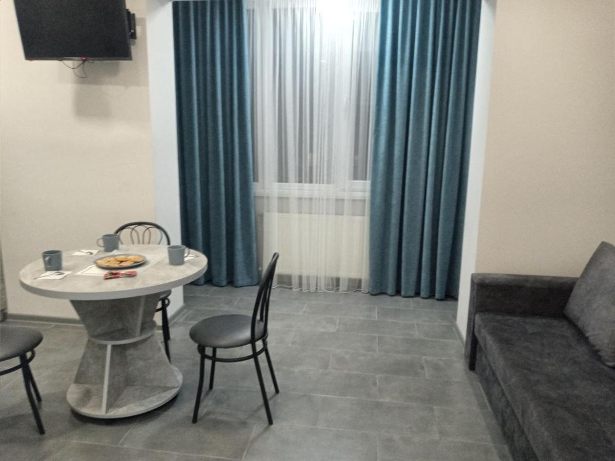 Apartment Edelweiss Oezjhorod Buitenkant foto